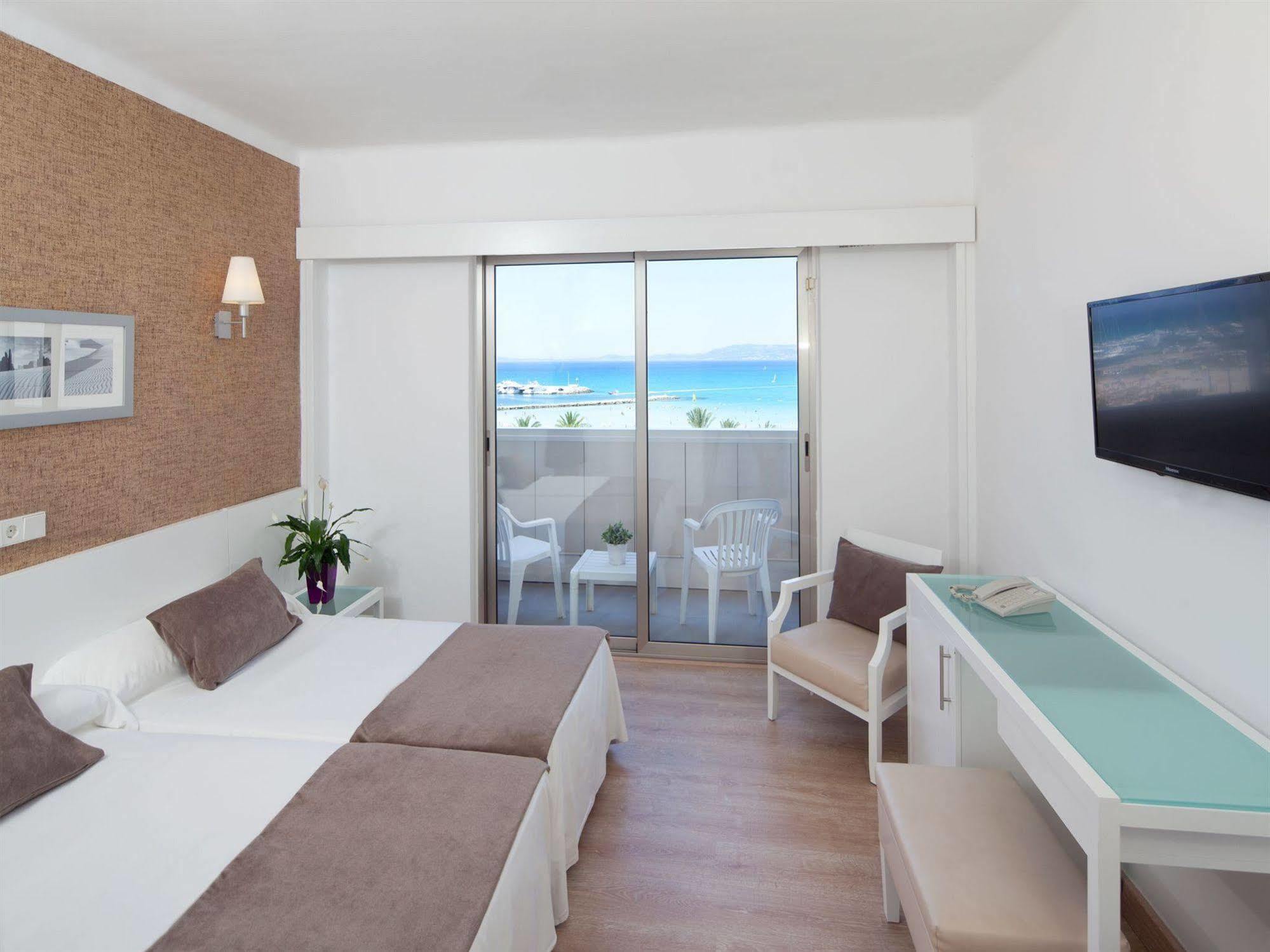 Whala!beach Hotel 3*